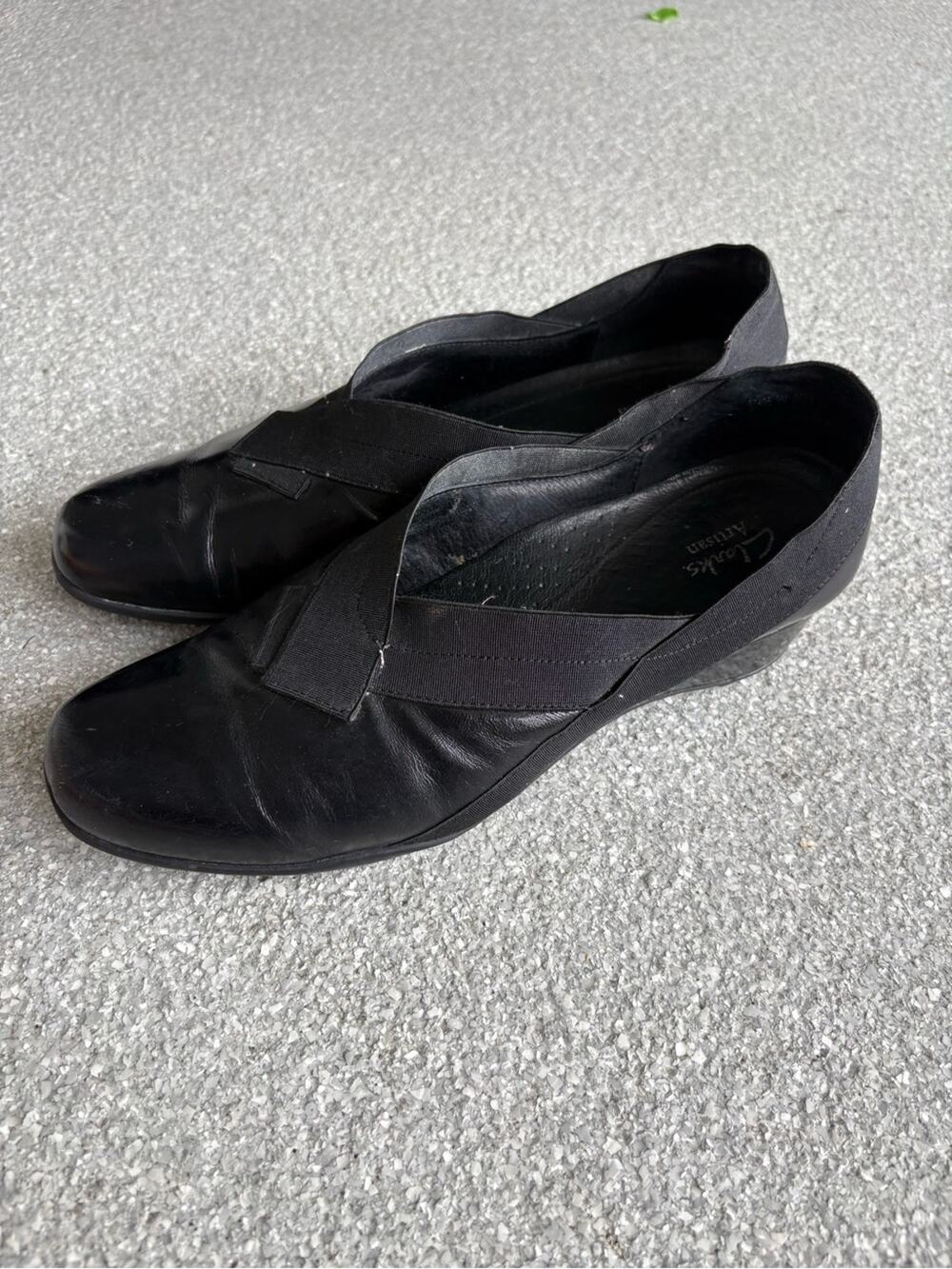 Clarks Artisan slip-on wedge size 9